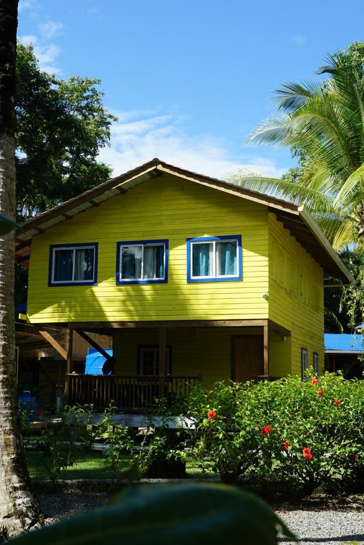 Hotel Tierra Verde Bed And Breakfast Bocas del Toro Exteriör bild