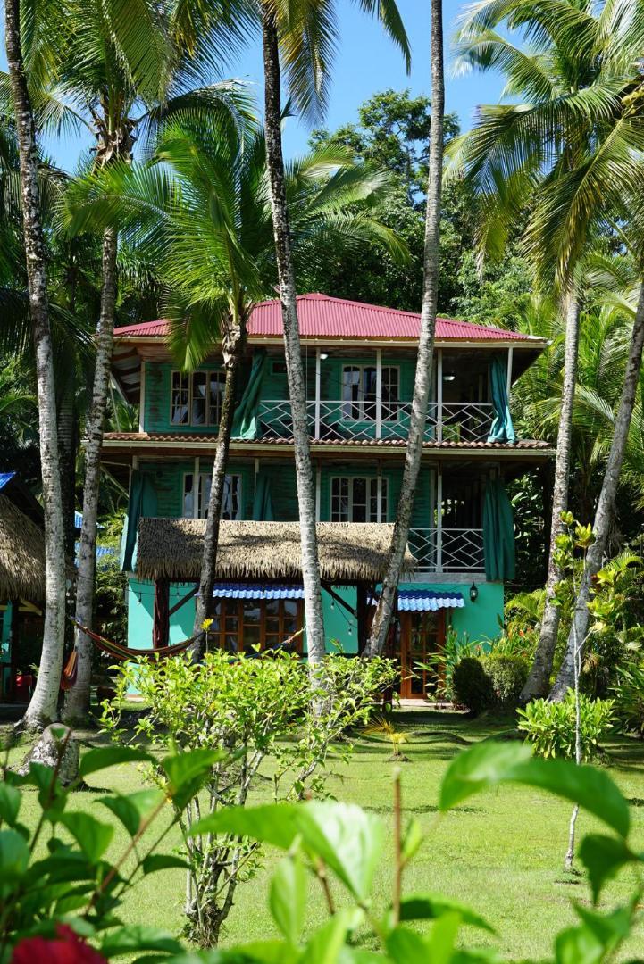 Hotel Tierra Verde Bed And Breakfast Bocas del Toro Exteriör bild